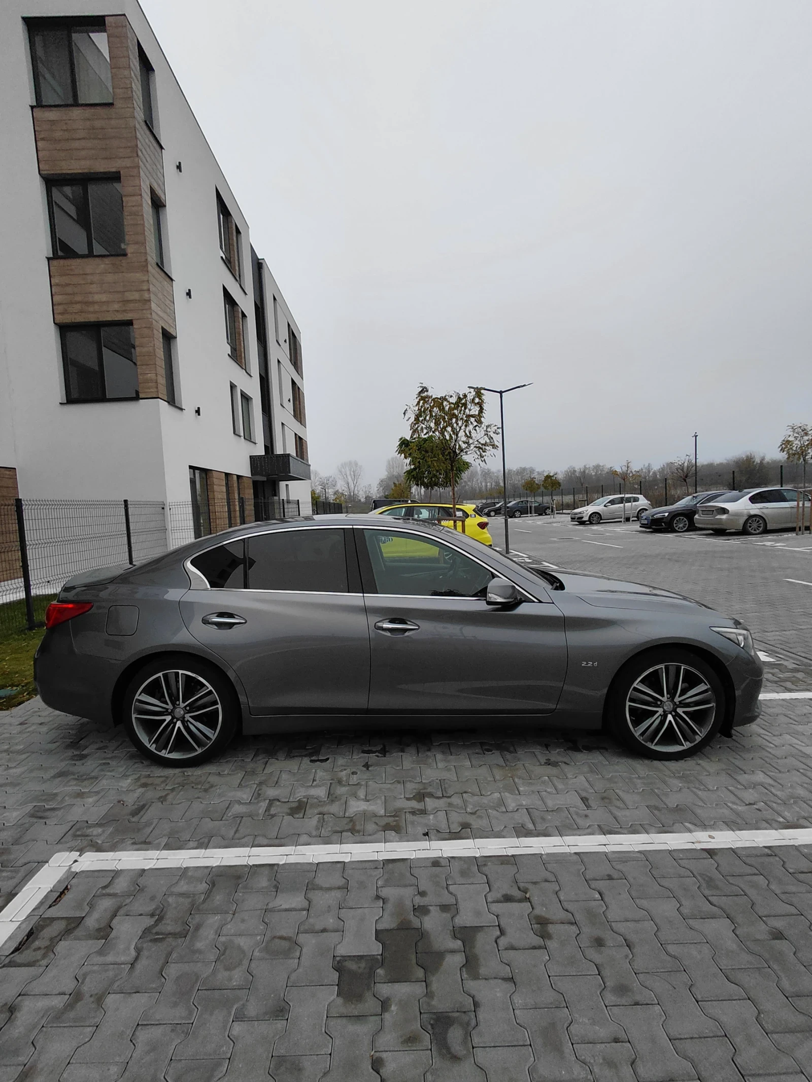 Infiniti Q50 2.2 - изображение 3