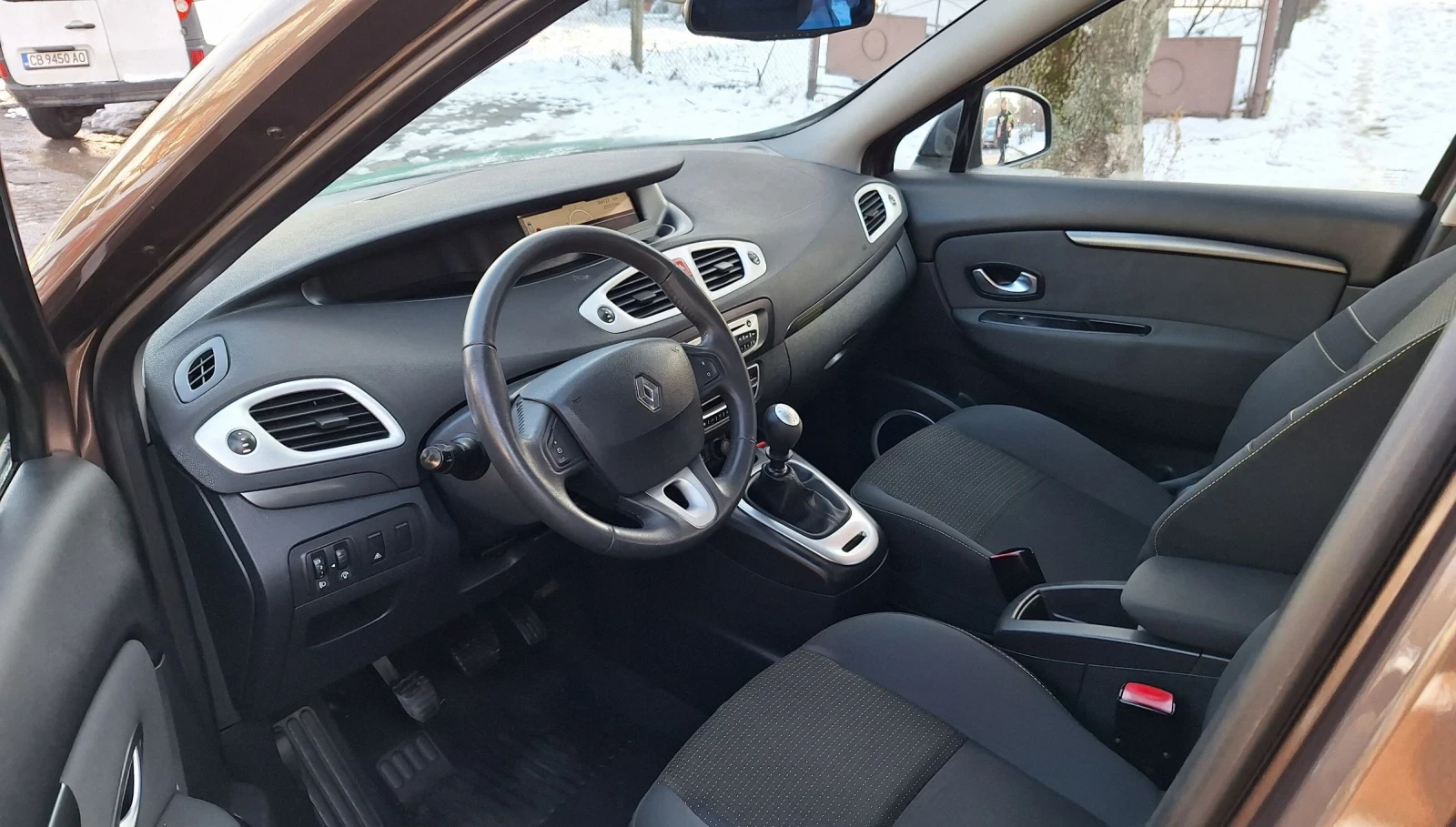 Renault Grand scenic 1.9dCi 7 ������ 6 �������� 130�� ������ ���������� | Mobile.bg � ����������� 12