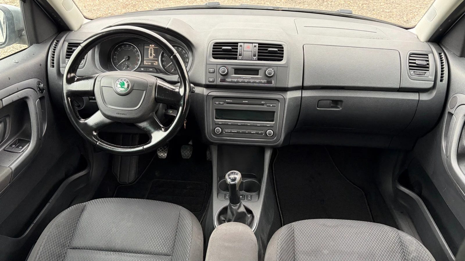 Skoda Roomster 1.6TDI* 90HP* FACELIFT, снимка 9 - Автомобили и джипове - 54045806