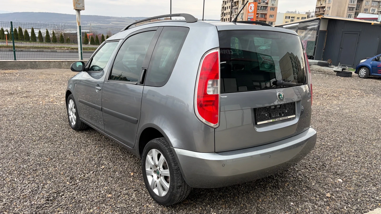 Skoda Roomster 1.6TDI* 90HP* FACELIFT, снимка 6 - Автомобили и джипове - 54045806