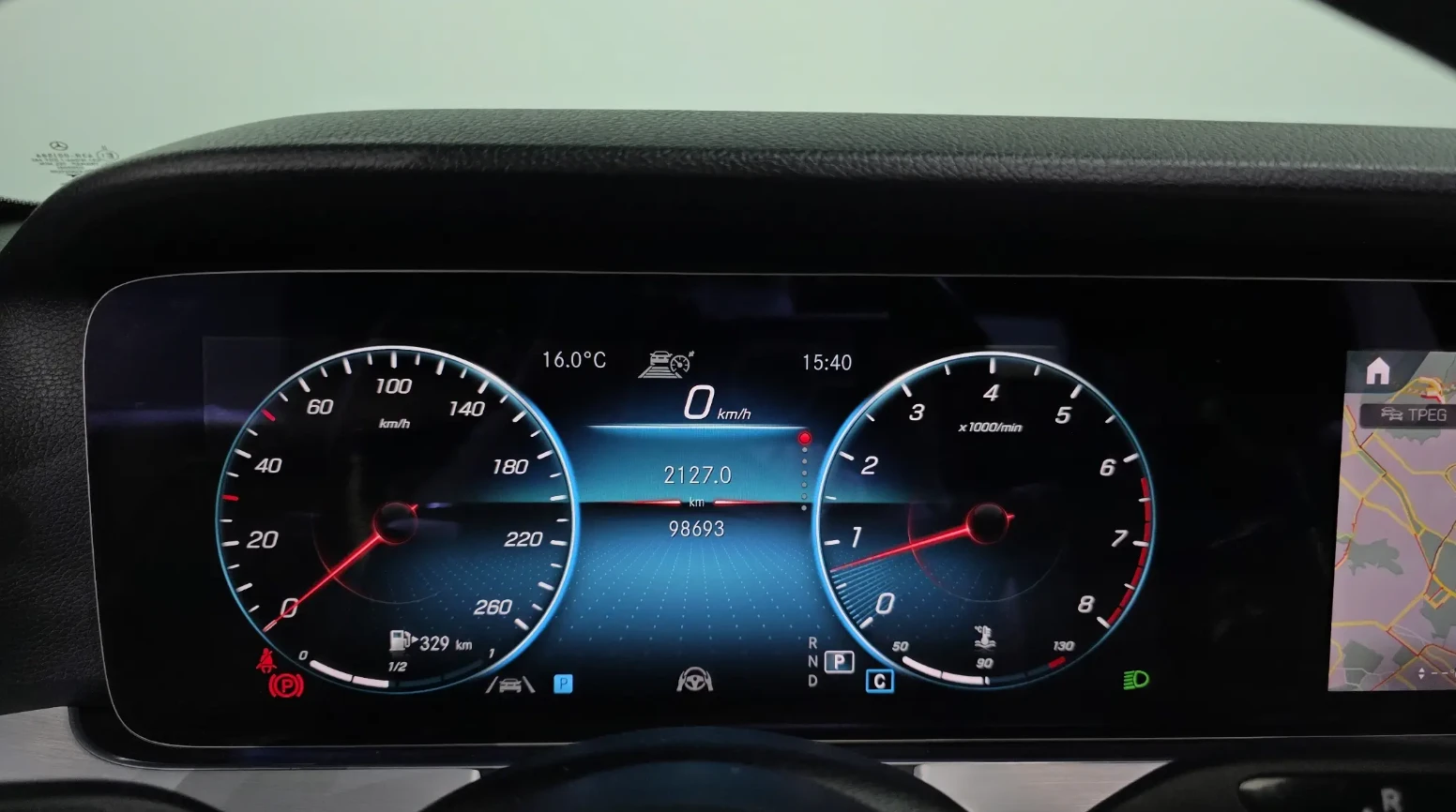 Mercedes-Benz E 250 AVANTGARDE, снимка 14 - Автомобили и джипове - 54328027