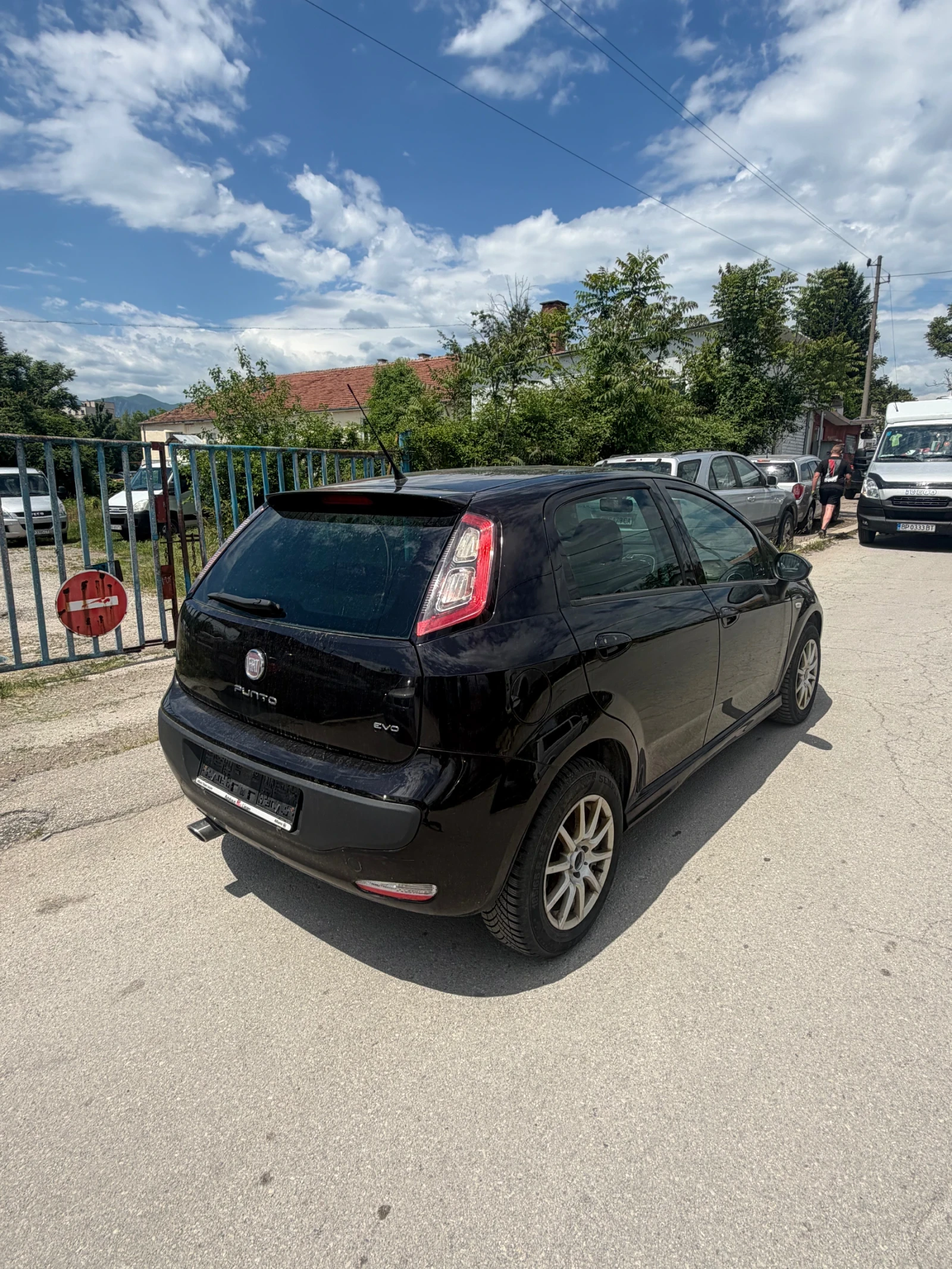 Fiat Punto 1.4i EVO klima 105кс, снимка 6 - Автомобили и джипове - 54726958