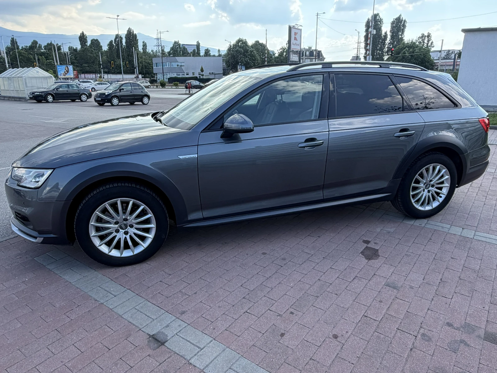 Audi A4 Allroad B9, снимка 2 - Автомобили и джипове - 55082213