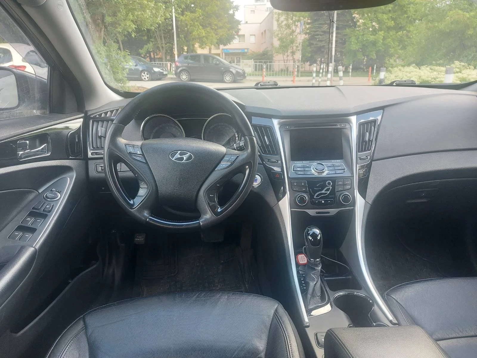 Hyundai Sonata, снимка 10 - Автомобили и джипове - 55218031