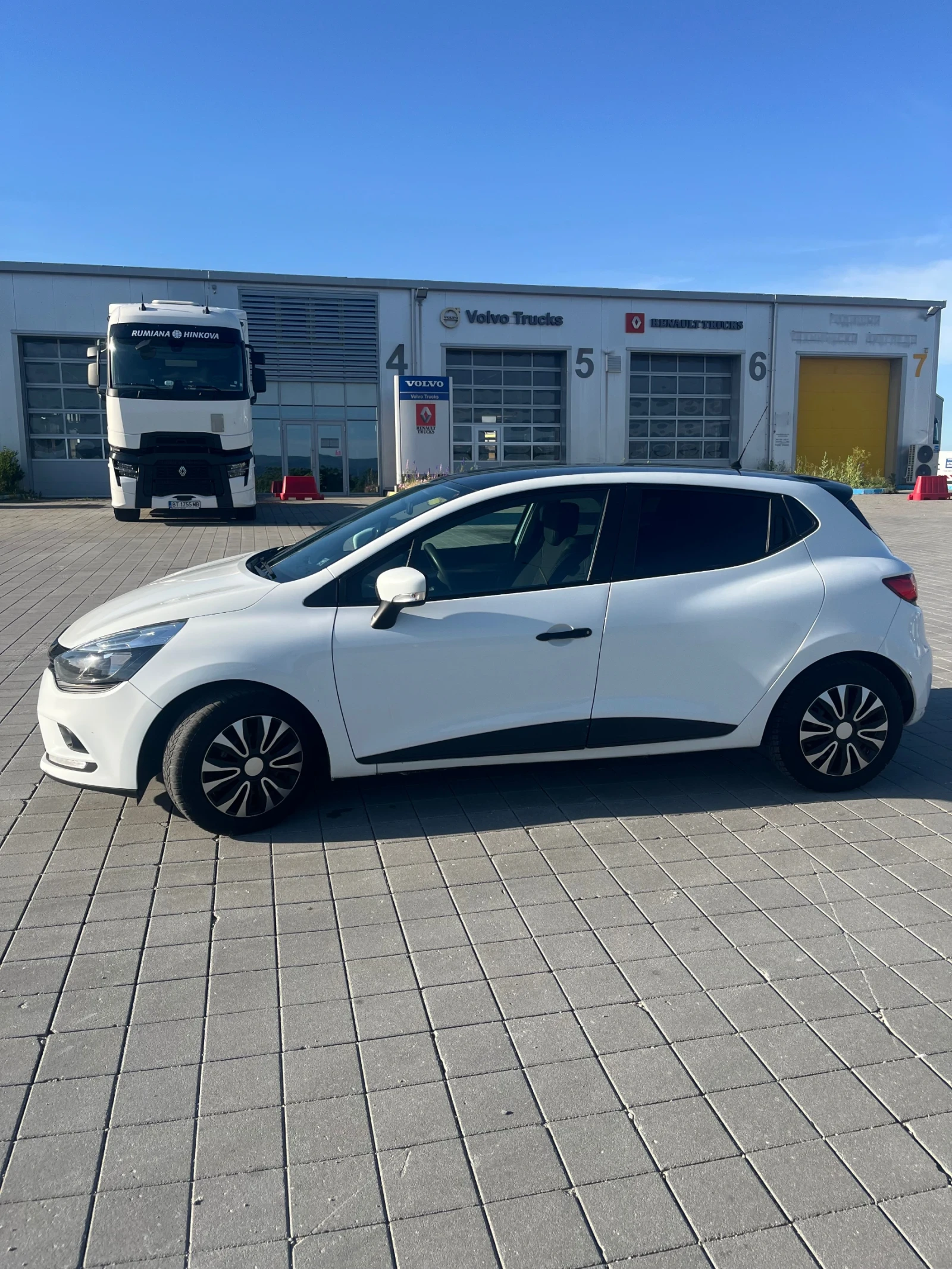 Renault Clio, снимка 2 - Автомобили и джипове - 55218830