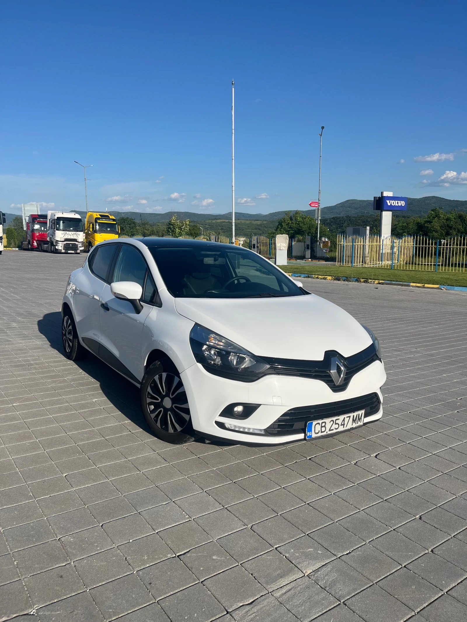 Renault Clio, снимка 7 - Автомобили и джипове - 55218830