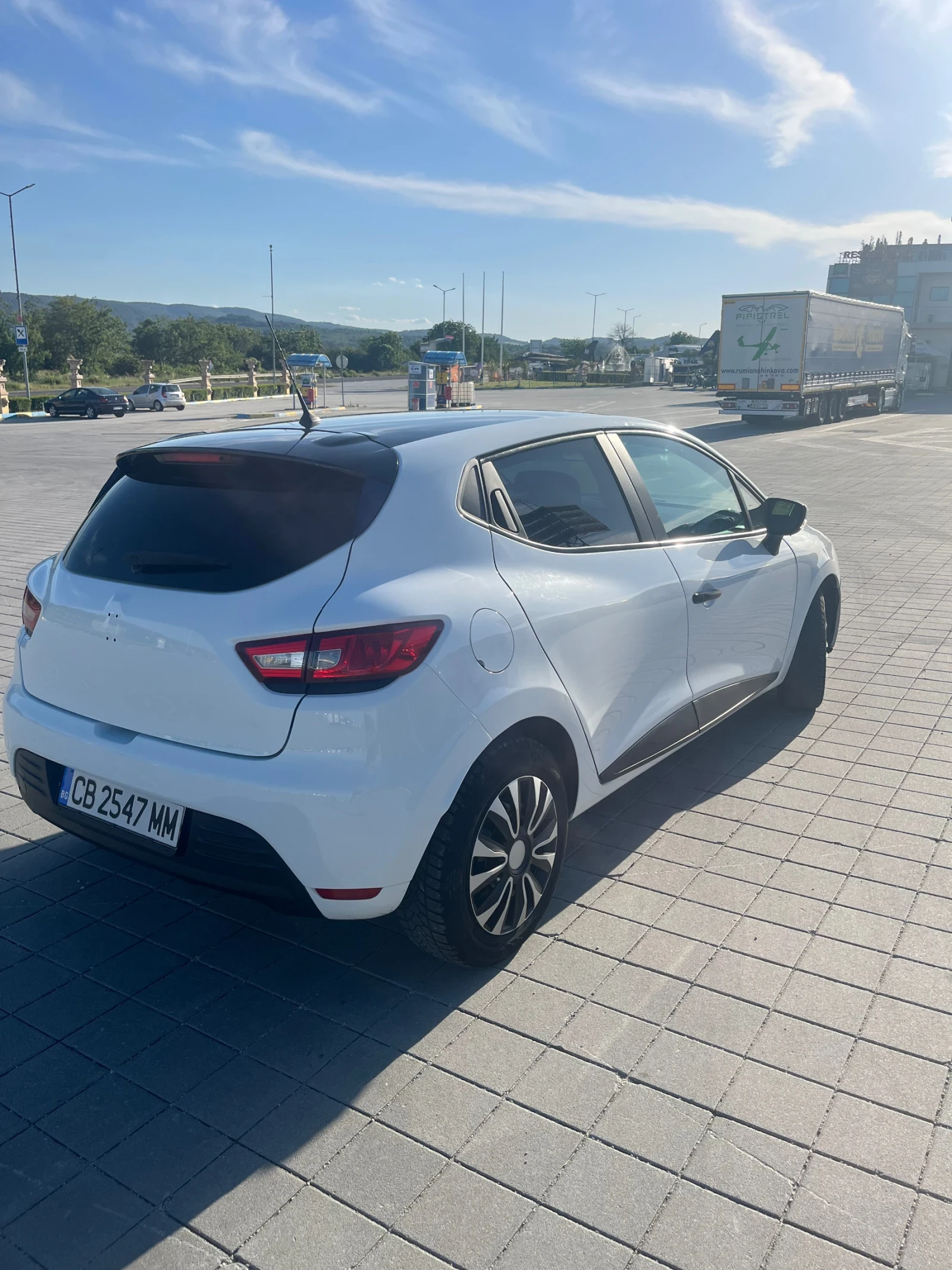 Renault Clio, снимка 5 - Автомобили и джипове - 55218830