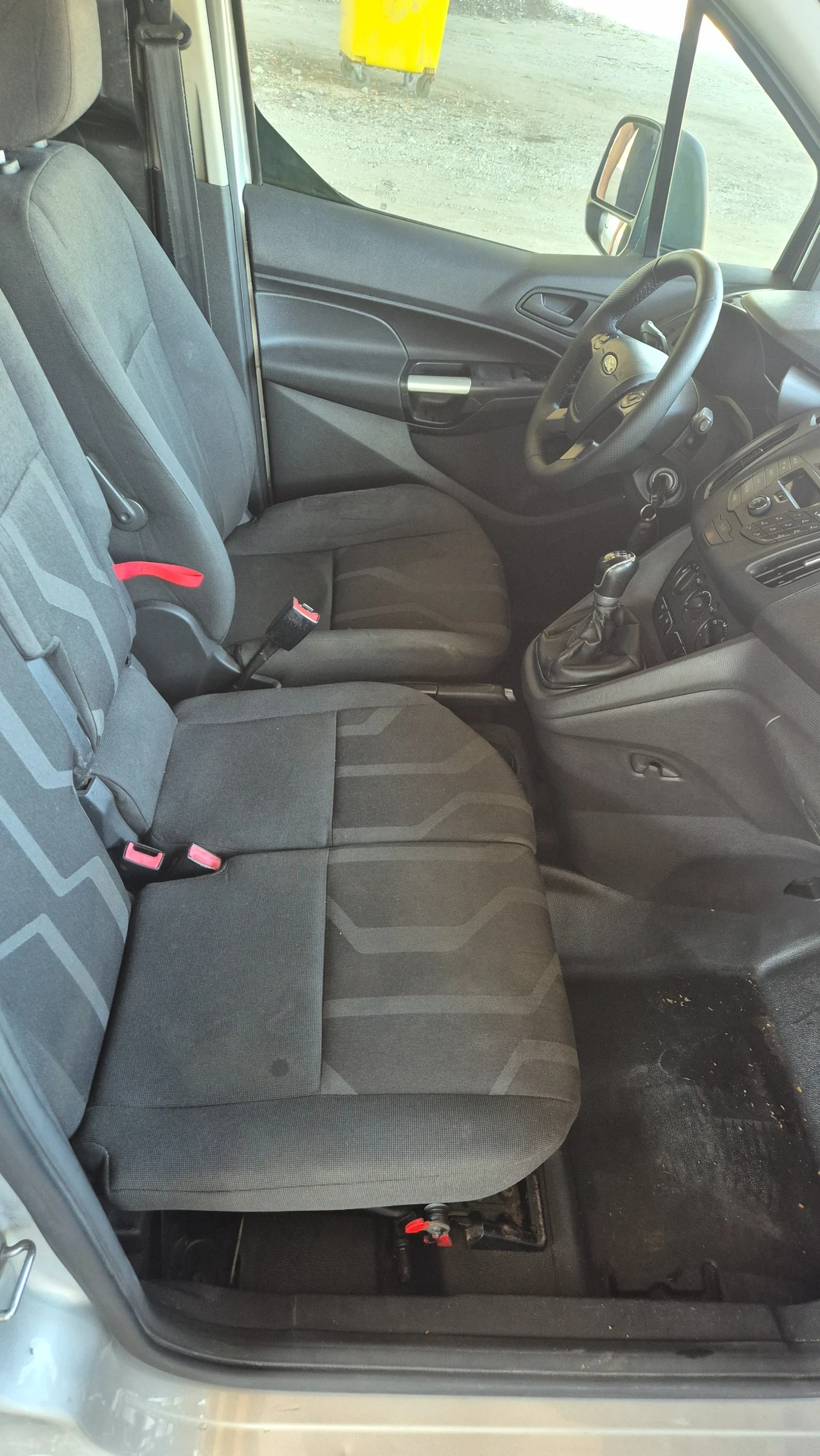 Ford Connect 1.6DTI, снимка 11 - Автомобили и джипове - 55532169