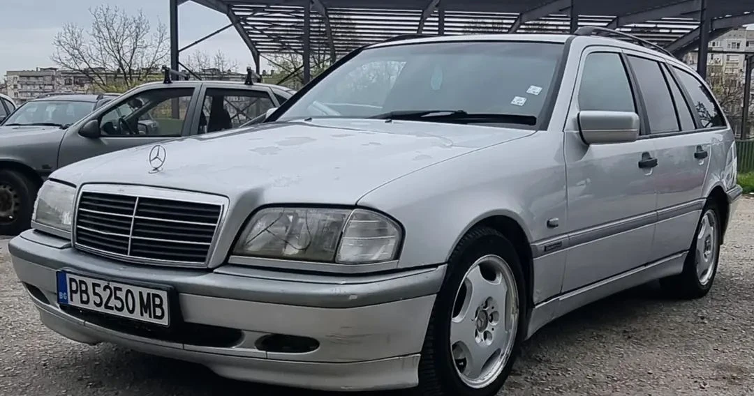 Mercedes-Benz C 220, снимка 3 - Автомобили и джипове - 55676723