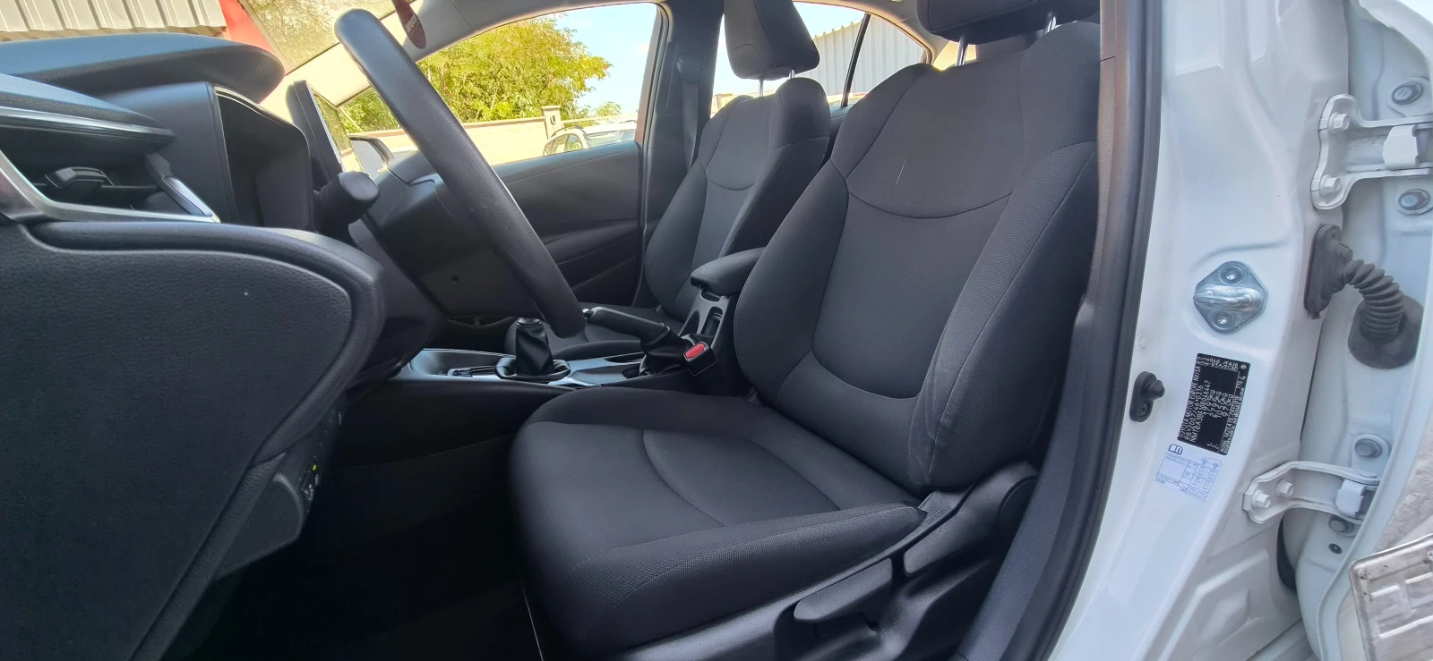 Toyota Corolla ГАРАНЦИЯ 2032г. 73532km., снимка 8 - Автомобили и джипове - 56081909