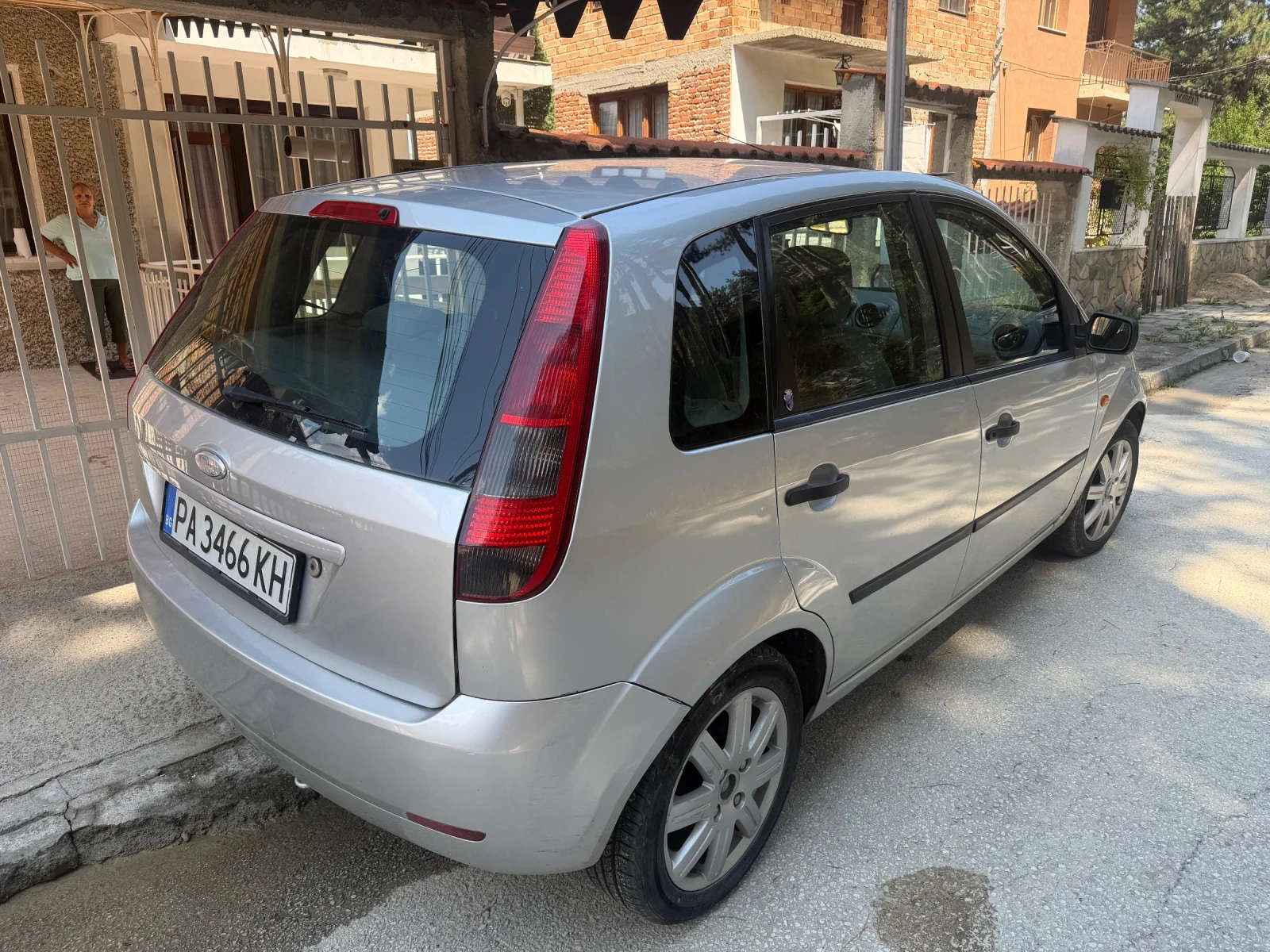 Ford Fiesta, снимка 2 - Автомобили и джипове - 56316211