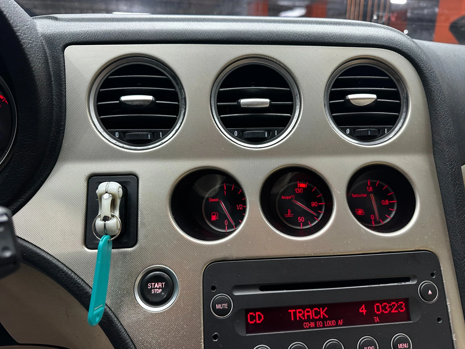 Alfa Romeo 159 1.9d 150 к.с. , снимка 14 - Автомобили и джипове - 56197830