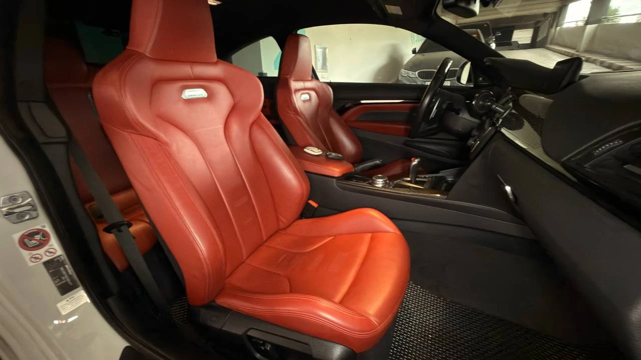 BMW M4 PERFORMANCE* POPCORN* 360* HUD* CARBON* HARMAN* КР, снимка 13 - Автомобили и джипове - 56326445