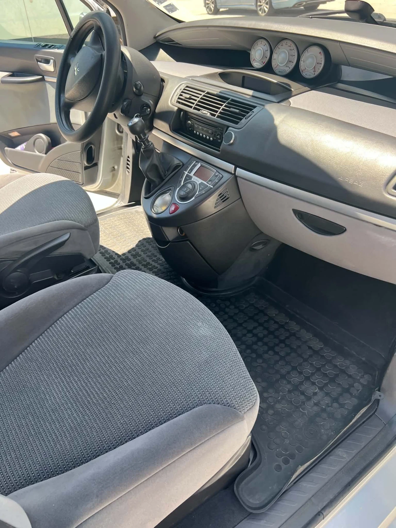 Peugeot 807, снимка 12 - Автомобили и джипове - 56417843