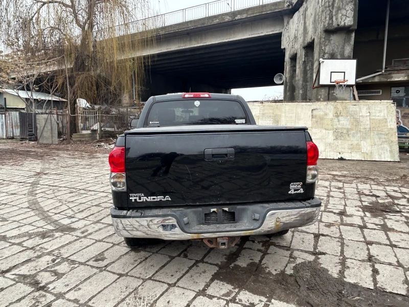 Toyota Tundra 5.7 V8 Double Cab, снимка 5 - Автомобили и джипове - 48473039