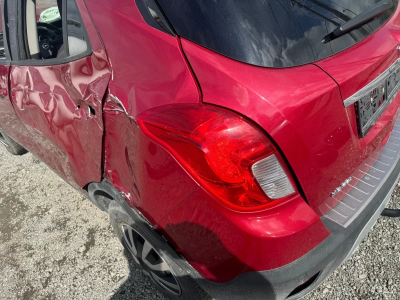 Opel Mokka 1.7CDTI 131ks 4x4 155000km, снимка 16 - Автомобили и джипове - 50455987