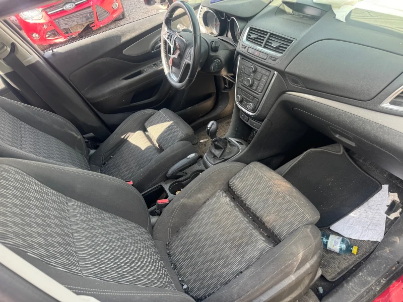 Opel Mokka 1.7CDTI 131ks 4x4 155000km, снимка 13 - Автомобили и джипове - 50455987
