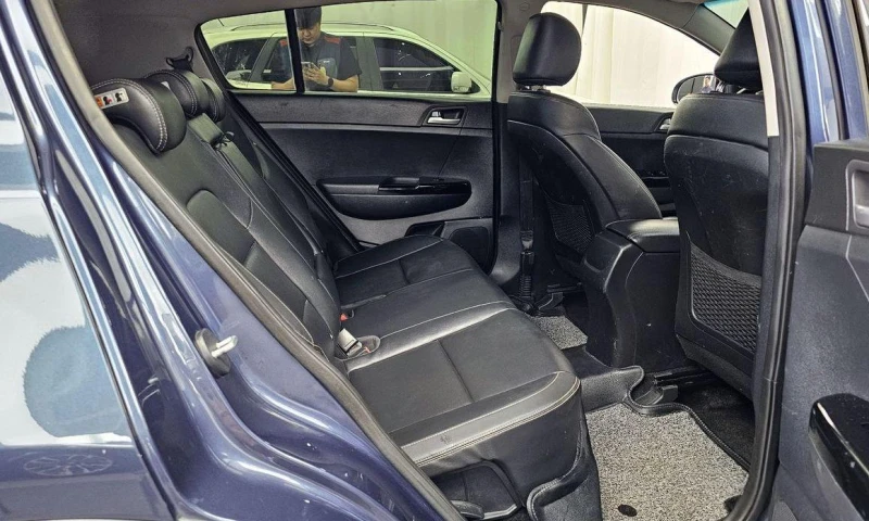 Kia Sportage Diesel 2wd Trendy  * НАЙ-ДОБРА ЦЕНА В БЪЛГАРИЯ* , снимка 12 - Автомобили и джипове - 52034835