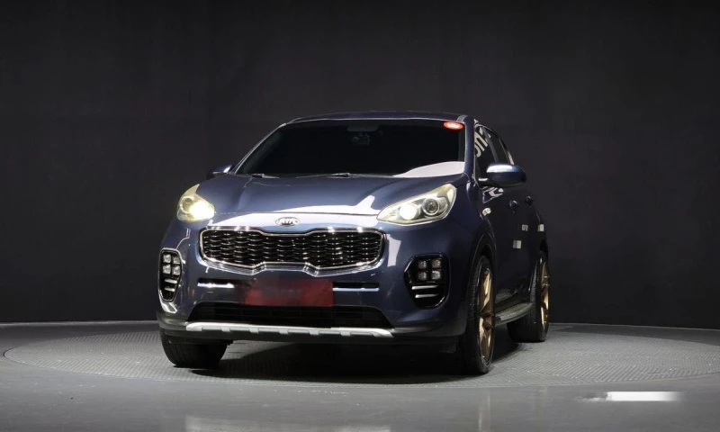 Kia Sportage Diesel 2wd Trendy  * НАЙ-ДОБРА ЦЕНА В БЪЛГАРИЯ* , снимка 3 - Автомобили и джипове - 52034835