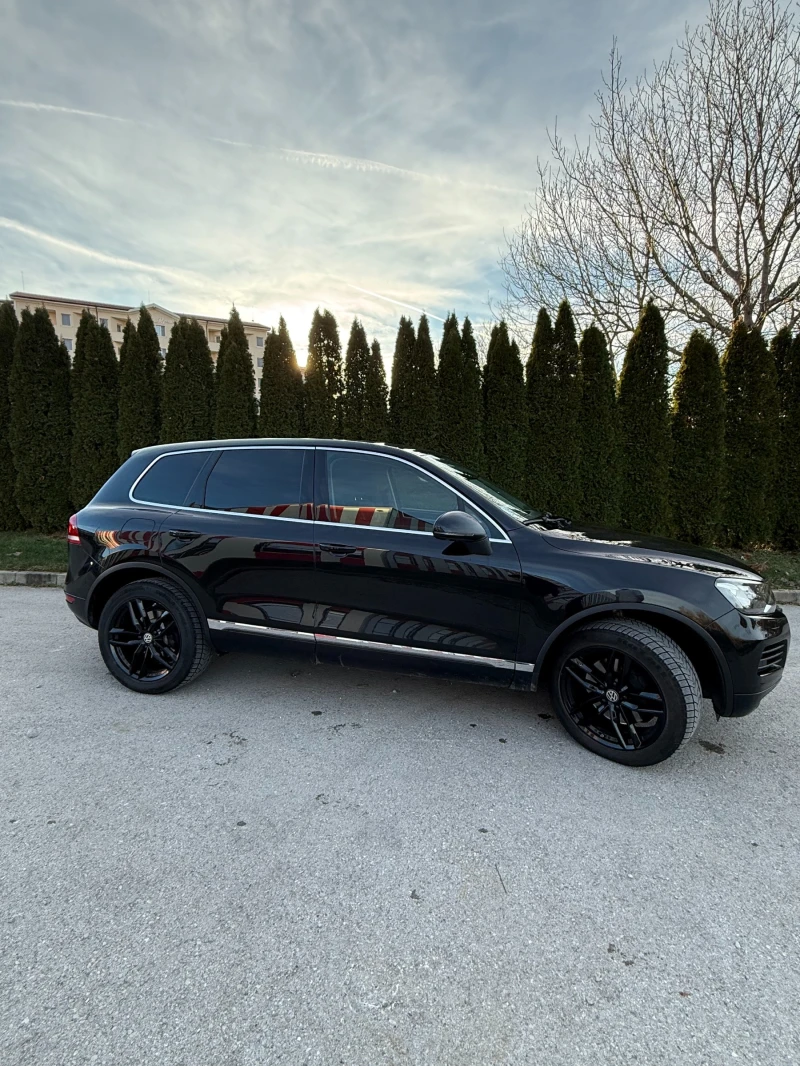 VW Touareg 4, 2 TDI, снимка 2 - Автомобили и джипове - 53010584