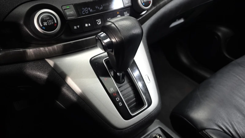 Honda Cr-v 4WD EX.L autogeorge.com, снимка 7 - Автомобили и джипове - 53096461