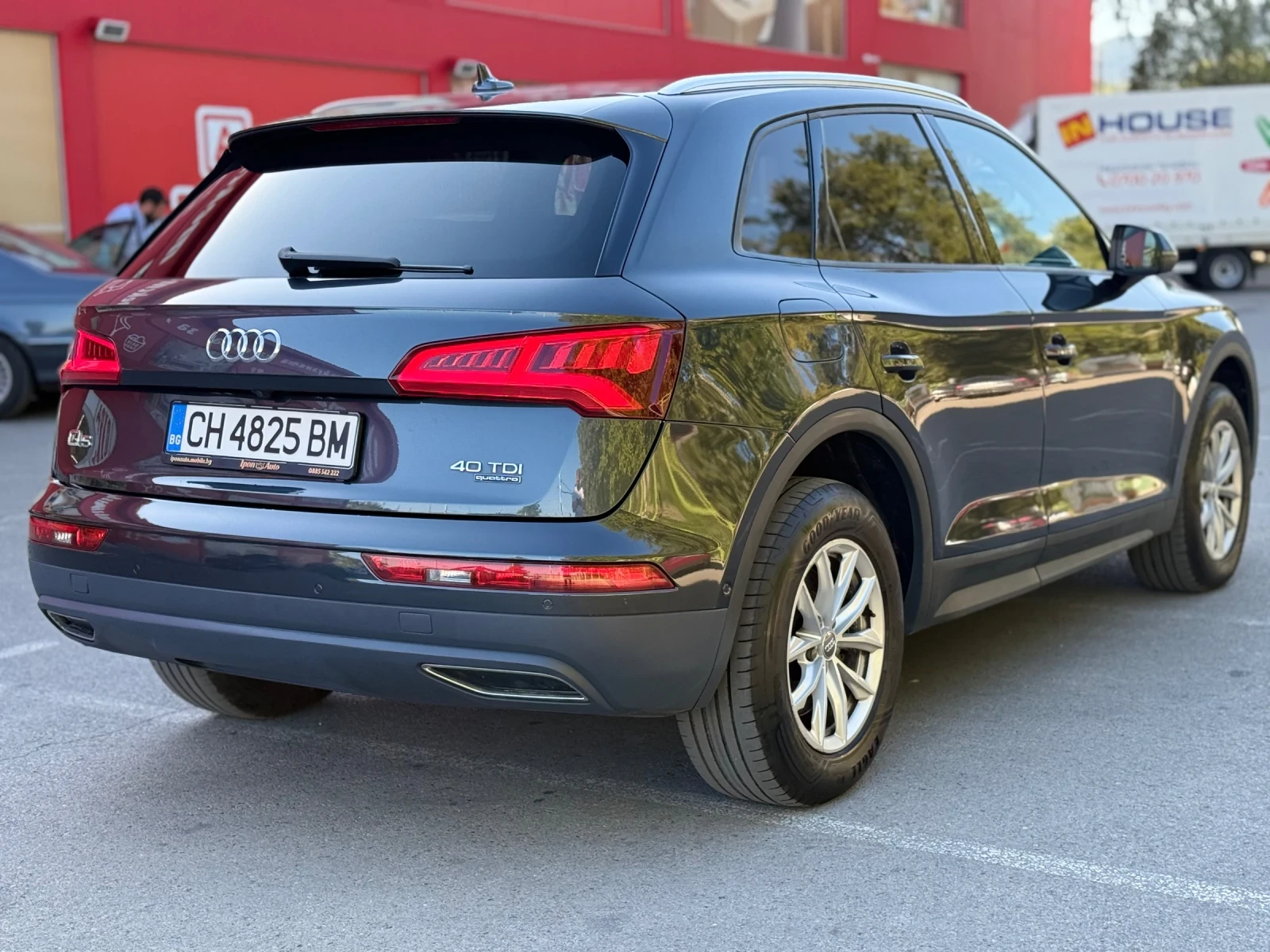 Audi Q5 40TDI* 4X4* LED* DIGITAL* DISTR* CAMERA* KeyLESS - изображение 2