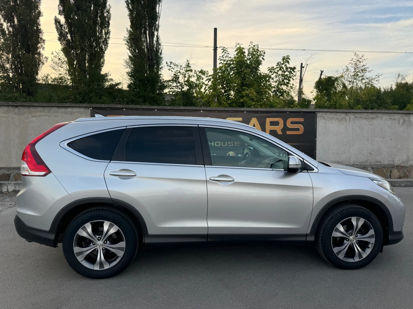 Honda Cr-v 2.0/155кс/4х4/сервизна история/ШВЕЙЦАРИЯ! - изображение 8