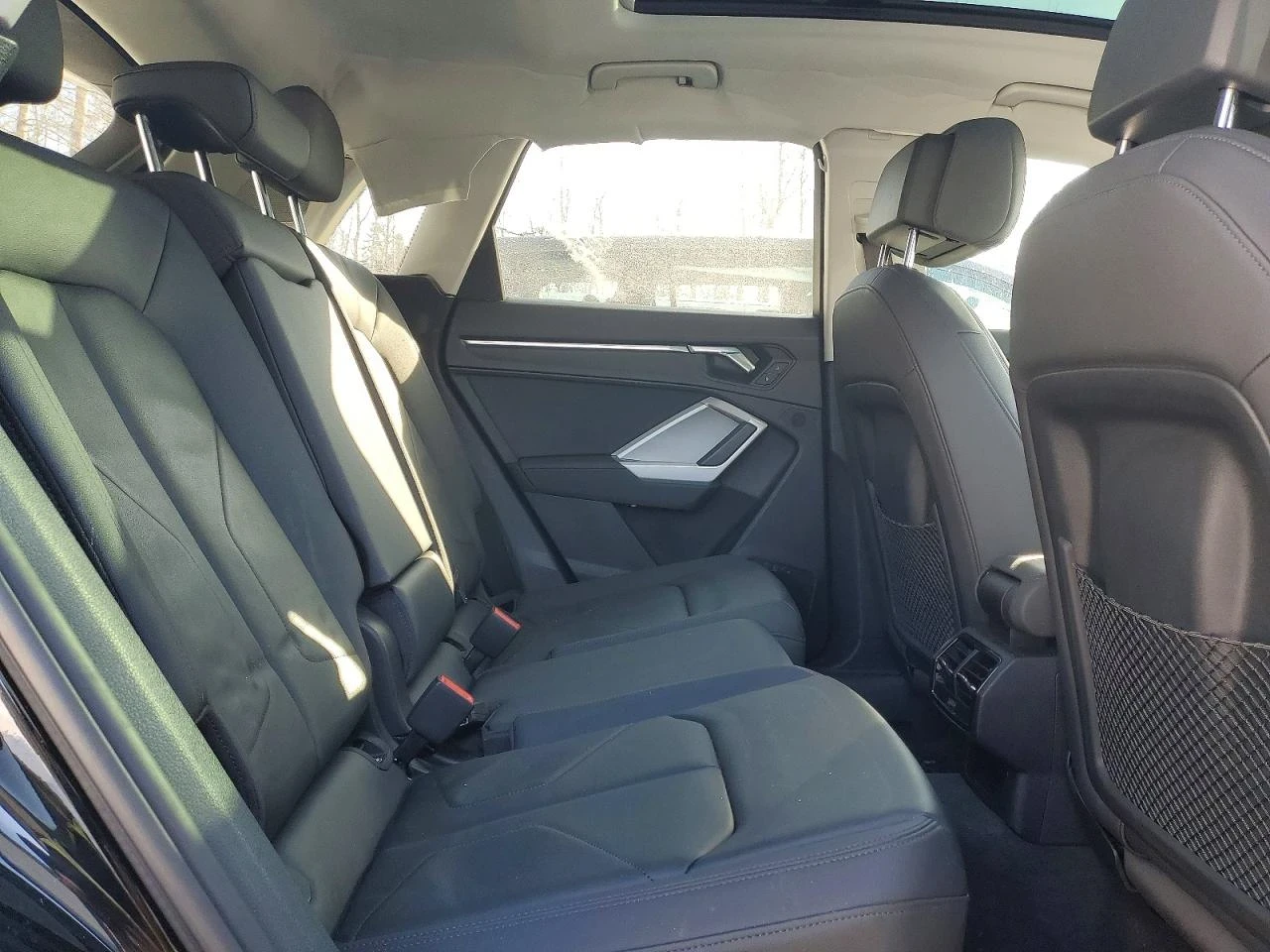 Audi Q3 PREMIUM PLUS S LINE 45 | ДИГИТАЛНО ТАБЛО| ПАНОРАМА, снимка 10 - Автомобили и джипове - 54077051