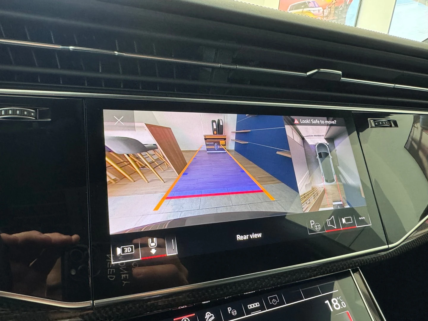 Audi SQ8, снимка 17 - Автомобили и джипове - 54765352