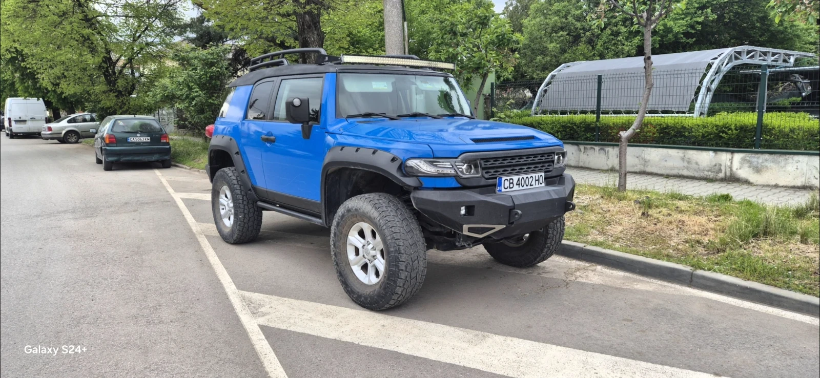 Toyota Fj cruiser, снимка 2 - Автомобили и джипове - 55005653