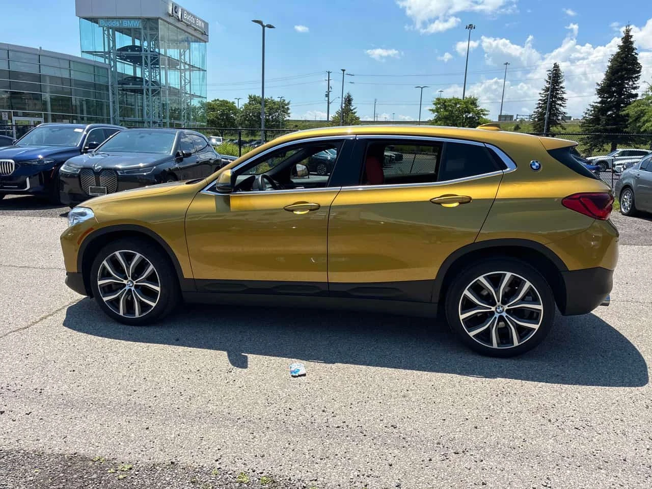 BMW X2 xDrive28i | CARFAX | БЕЗ ПЪРВОНАЧАЛНА ВНОСКА, снимка 3 - Автомобили и джипове - 55264663