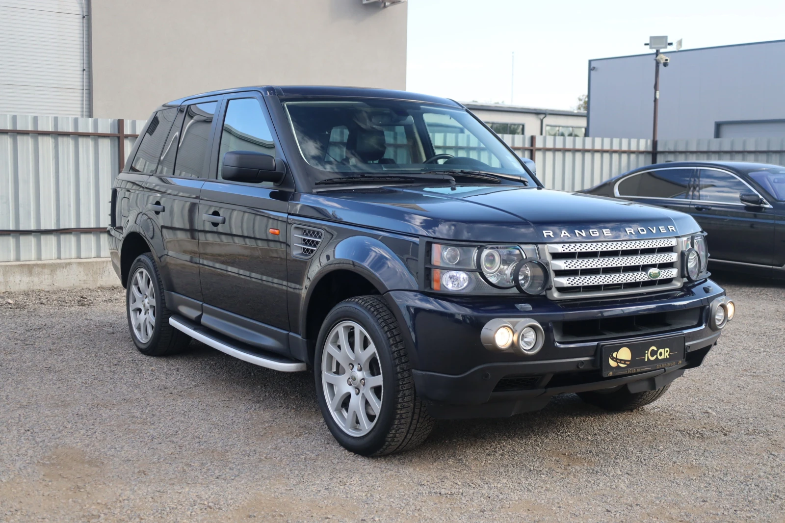 Land Rover Range Rover Sport 3.6 TD V8 SE AWD AIR KAM Leder Klima PDC #iCarbg, снимка 3 - Автомобили и джипове - 55735333