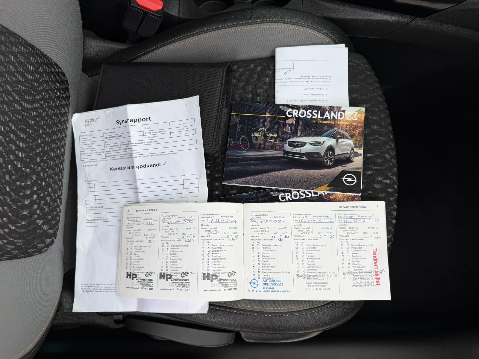 Opel Crossland X 1.2turbo/110hp/ NAVI/ Automatic/, снимка 14 - Автомобили и джипове - 56108525
