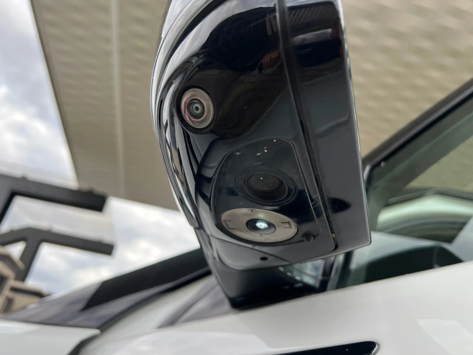 Land Rover Evoque 2.0D Plug in Hybrid AWD , снимка 7 - Автомобили и джипове - 56172610