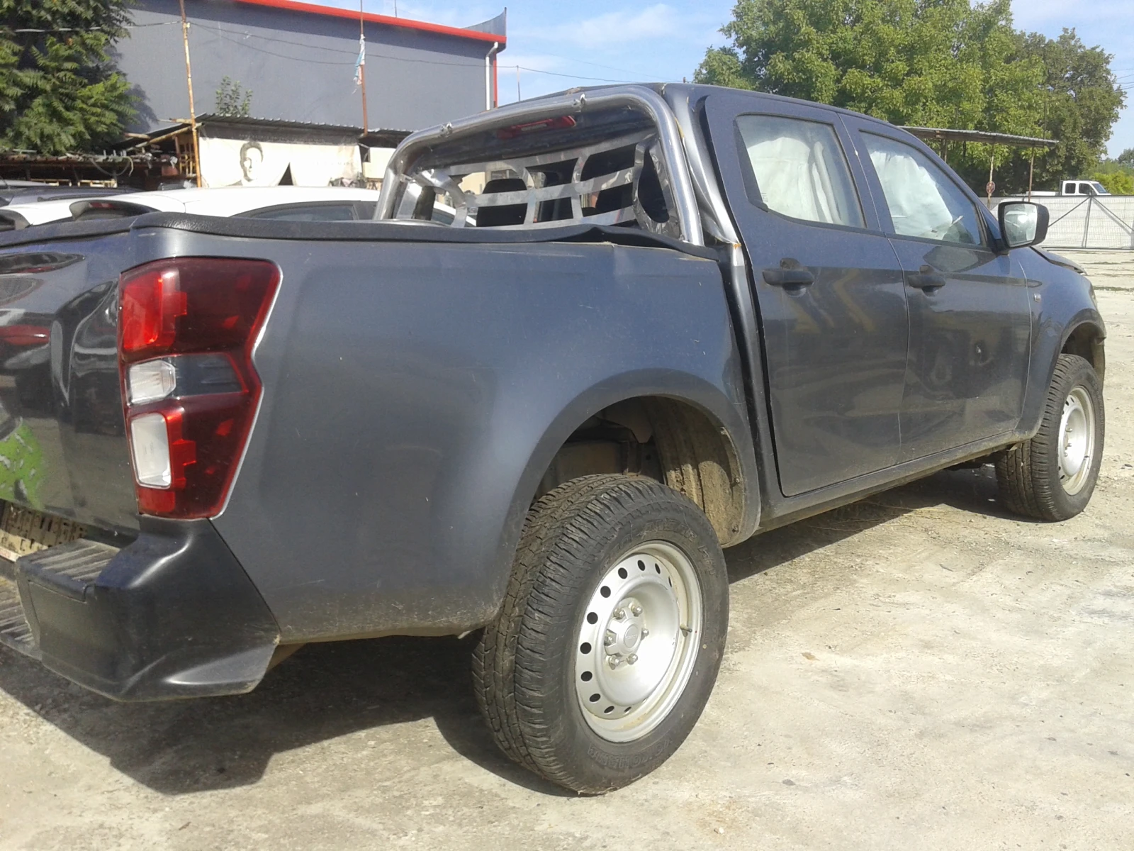 Isuzu D-max | Mobile.bg � ����������� 4