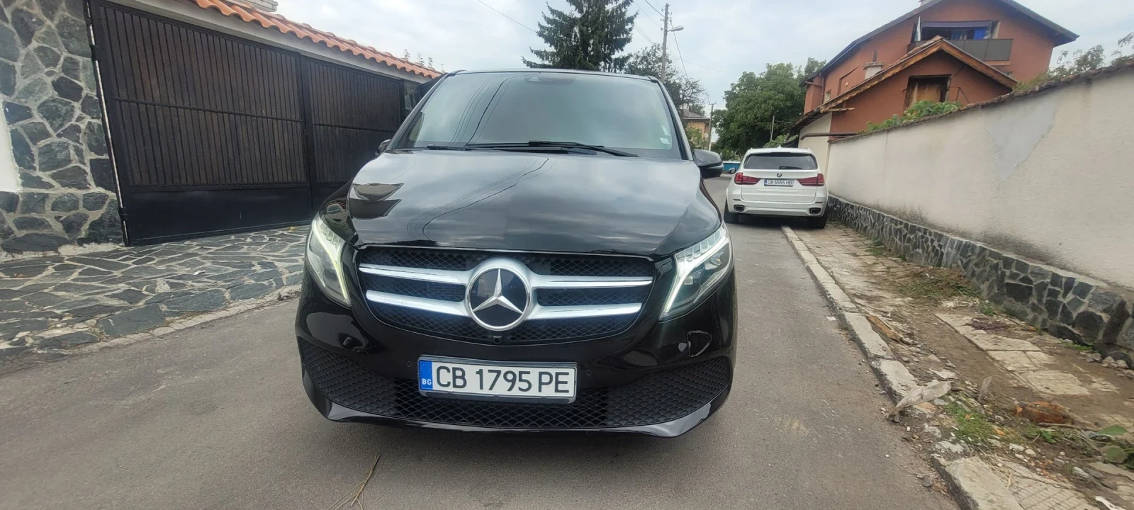 Mercedes-Benz V V220 - изображение 4