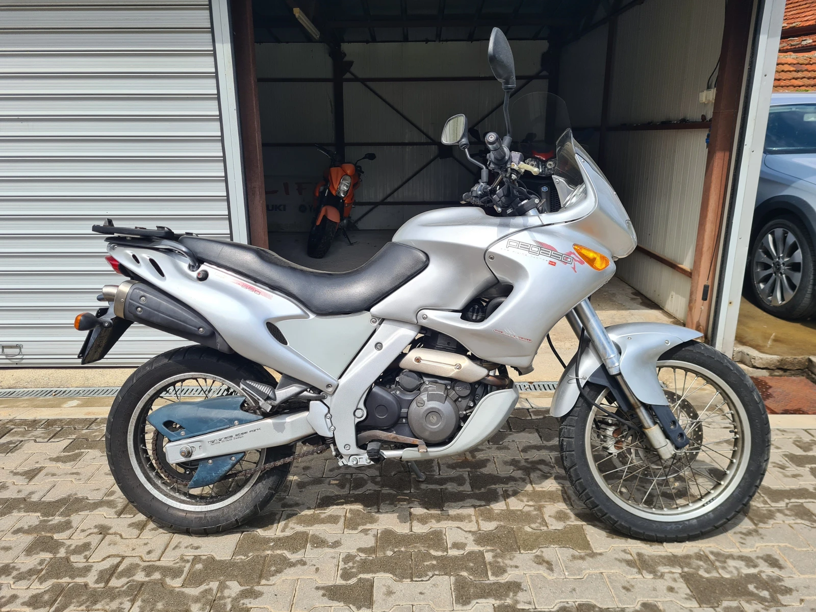 Aprilia Pegaso  - изображение 3