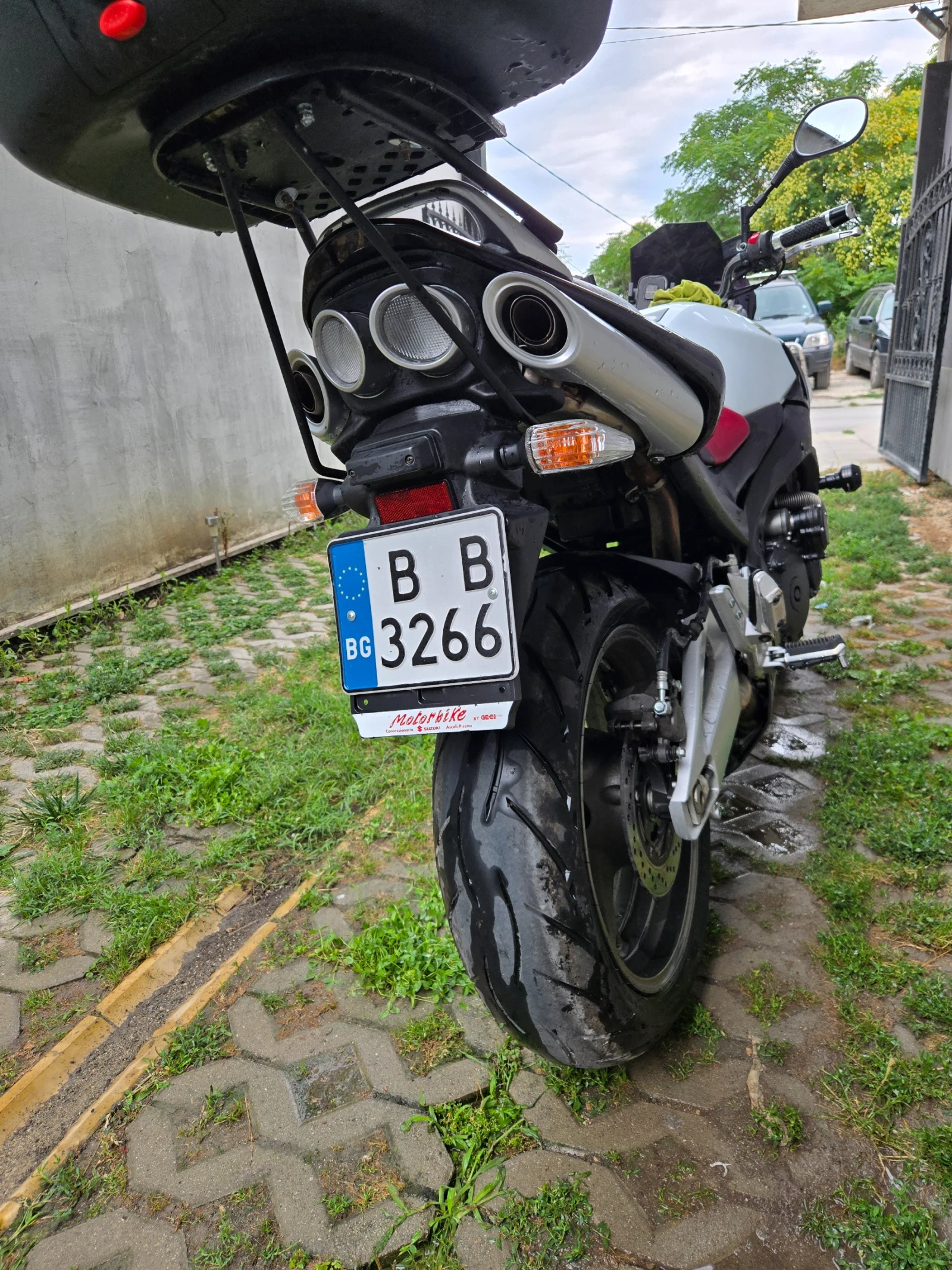 Suzuki Gsr 600, снимка 4 - Мотоциклети и мототехника - 55417399