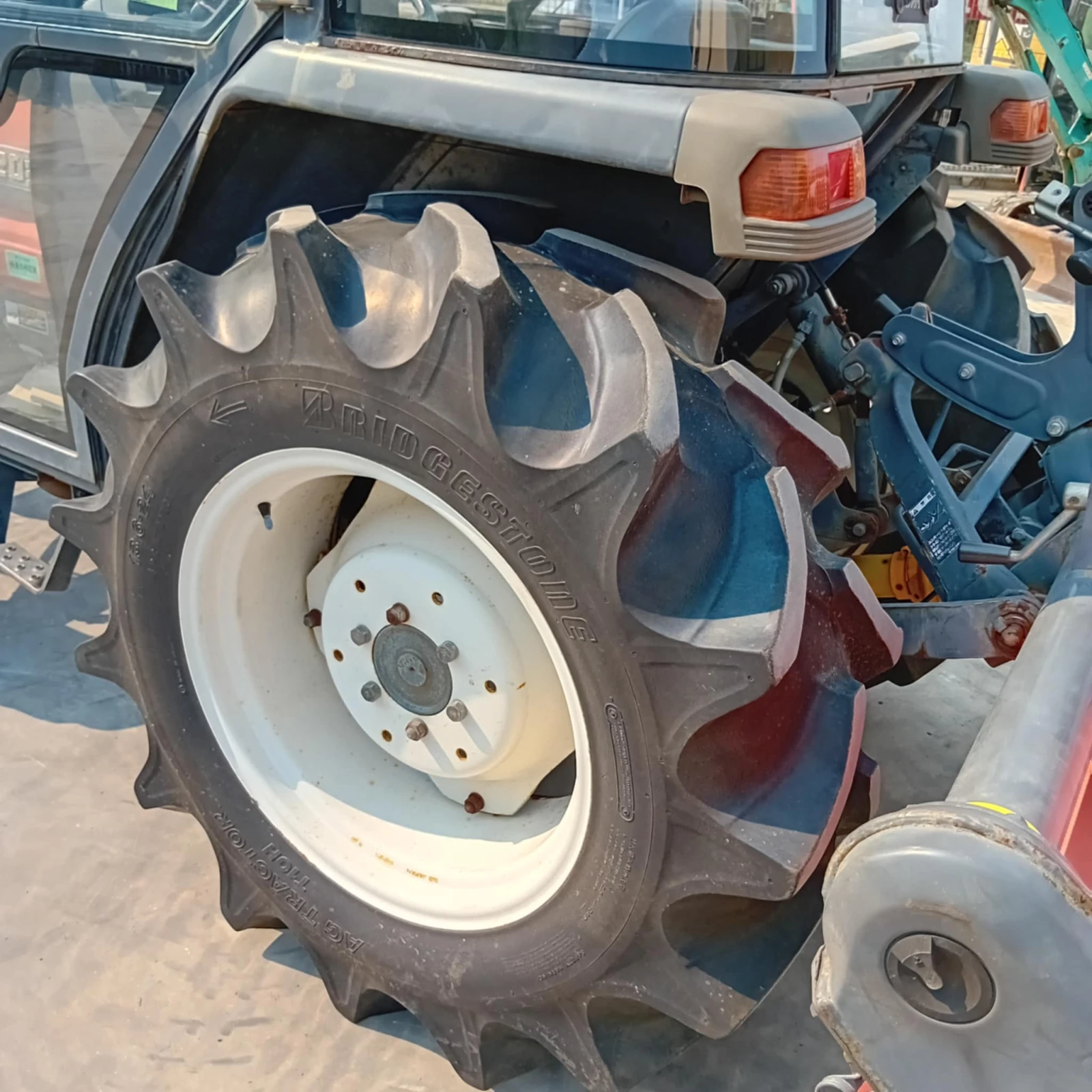 Трактор Kubota GL320 * НАЛИЧЕН * КЛИМАТИК * ТОП СЪСТОЯНИЕ *  - изображение 10