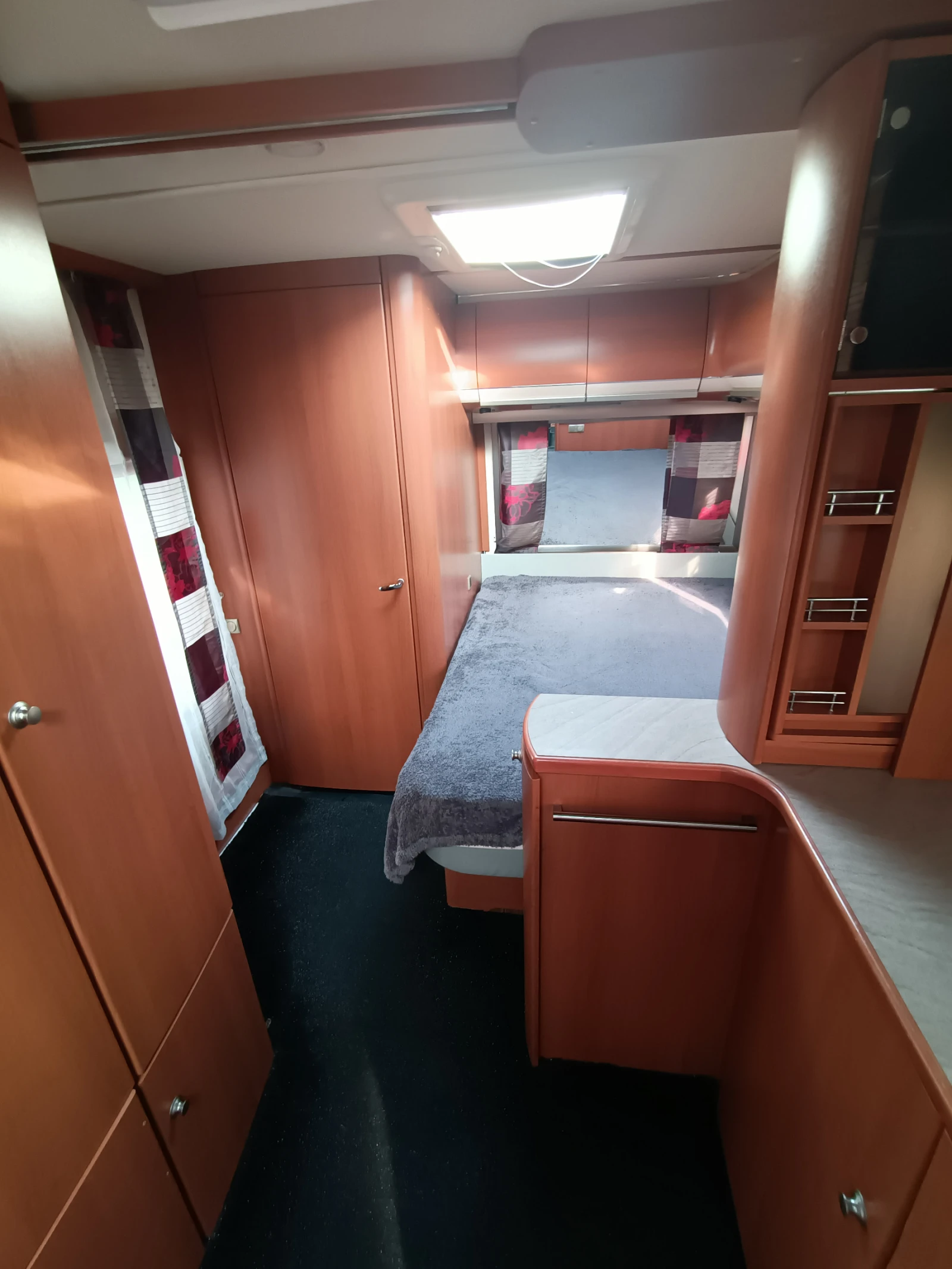 Каравана Fendt diamand, снимка 9 - Каравани и кемпери - 54270799