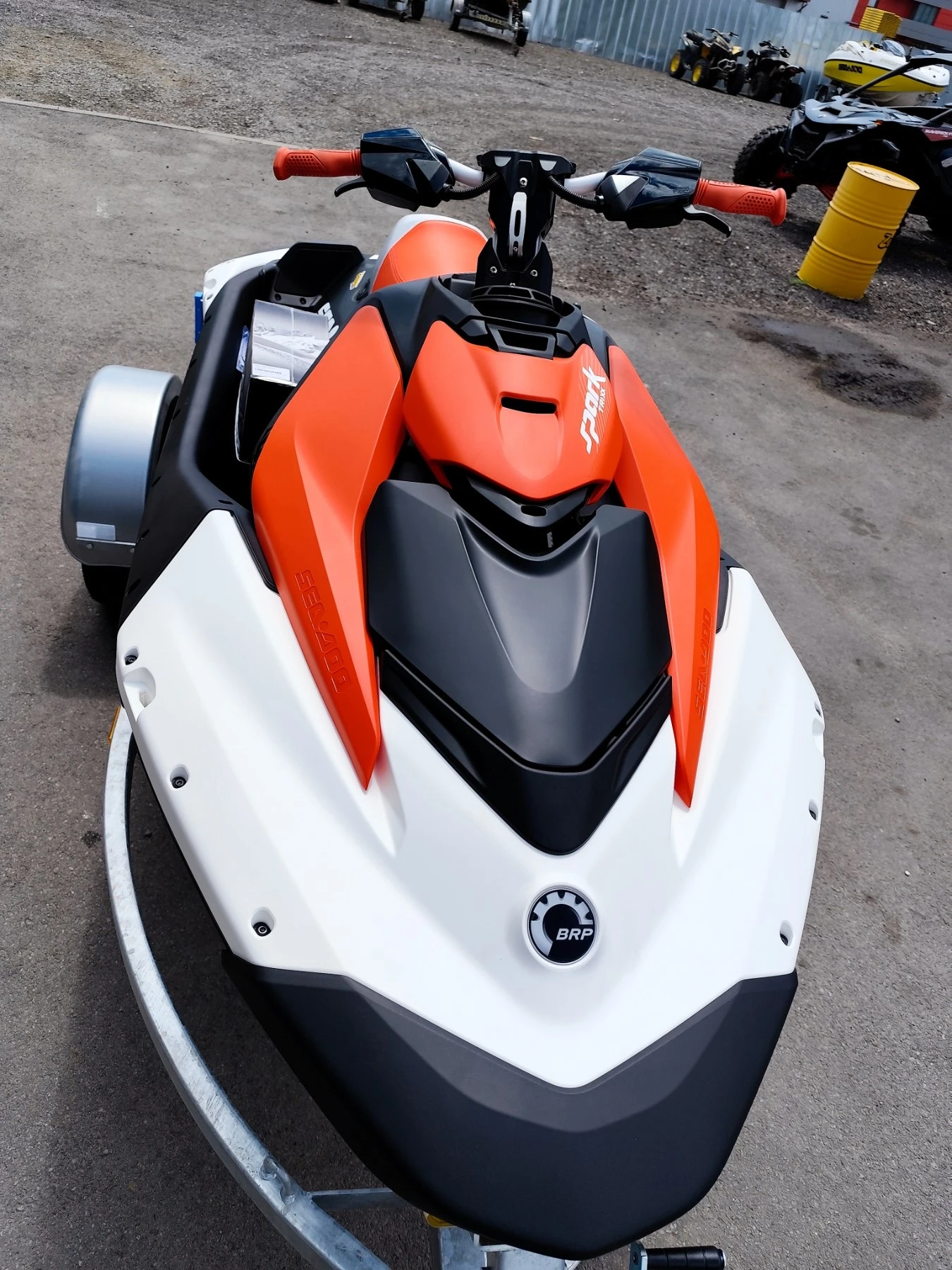 Джет Bombardier Sea Doo TRIXX, снимка 2 - Воден транспорт - 54366113