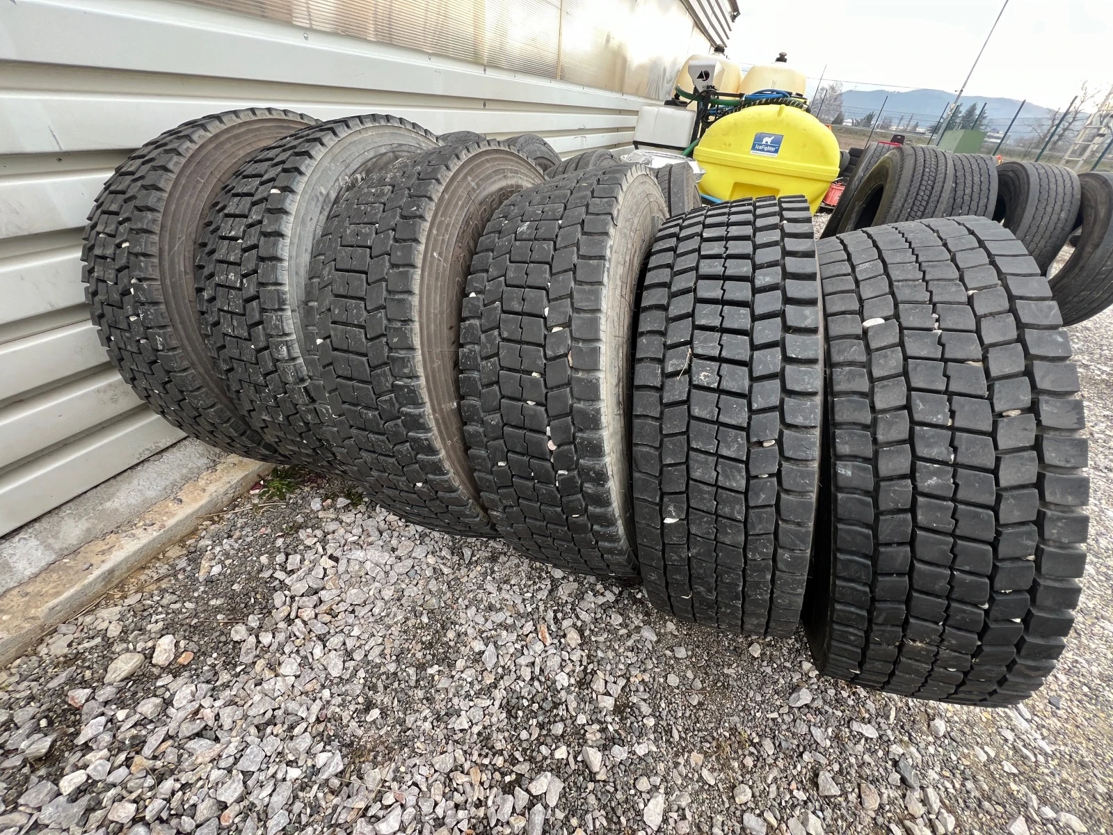  305/70R22.5 | Mobile.bg   1