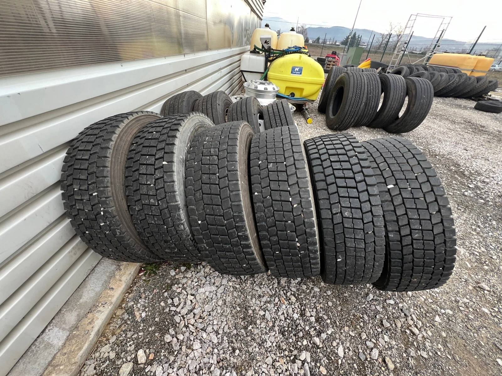  305/70R22.5 | Mobile.bg   4