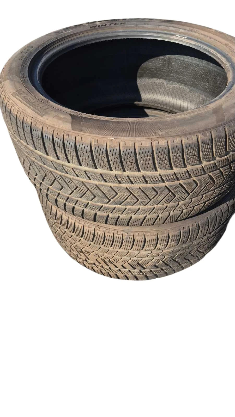 Гуми Зимни 275/45R21, снимка 8 - Гуми и джанти - 55056956