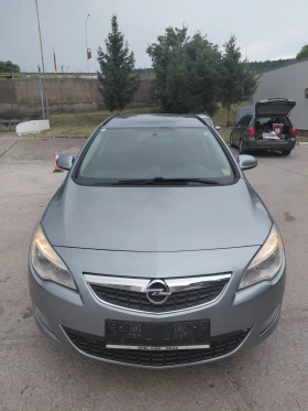 Opel Astra 1.7 CDTi , снимка 2