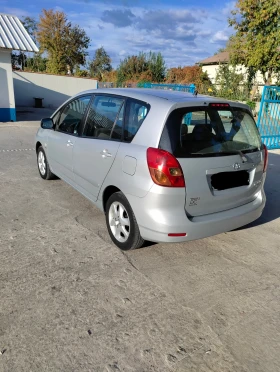Toyota Corolla verso, снимка 4