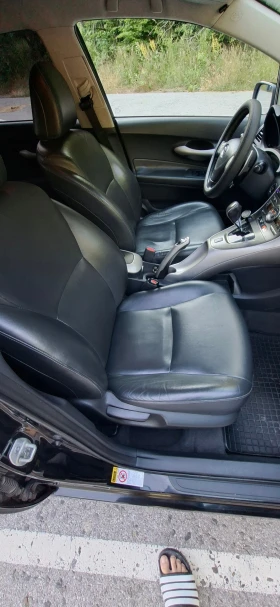 Toyota Auris, снимка 8