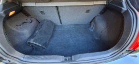 Toyota Auris, снимка 11