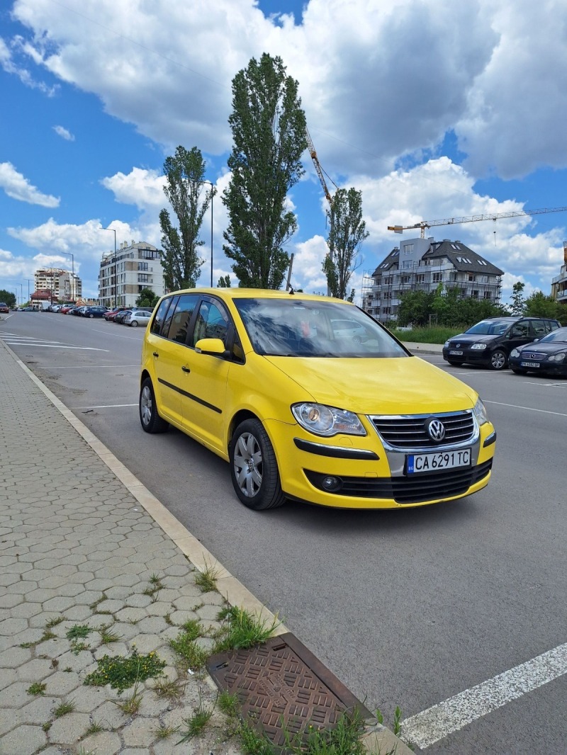 VW Touran МЕТАН+ ГАЗ, снимка 1 - Автомобили и джипове - 45931877