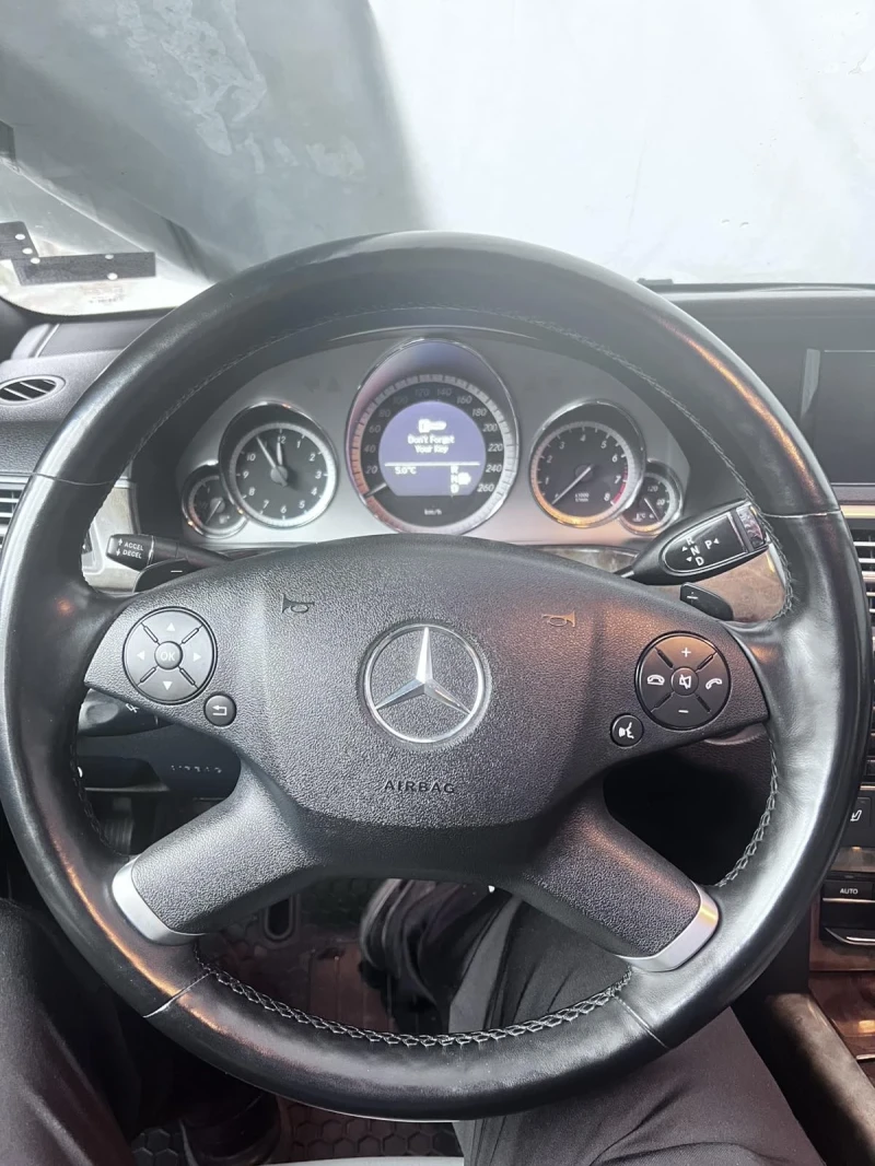 Mercedes-Benz E 500, снимка 8 - Автомобили и джипове - 48638964